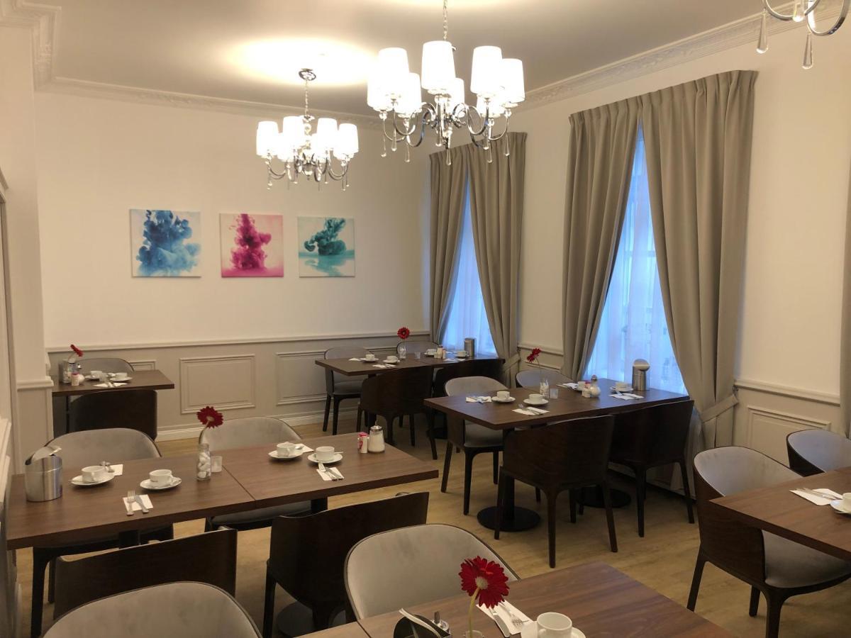 Hotel Rheinischer Hof Bad Soden Бад Зоден ам Таунус Екстериор снимка