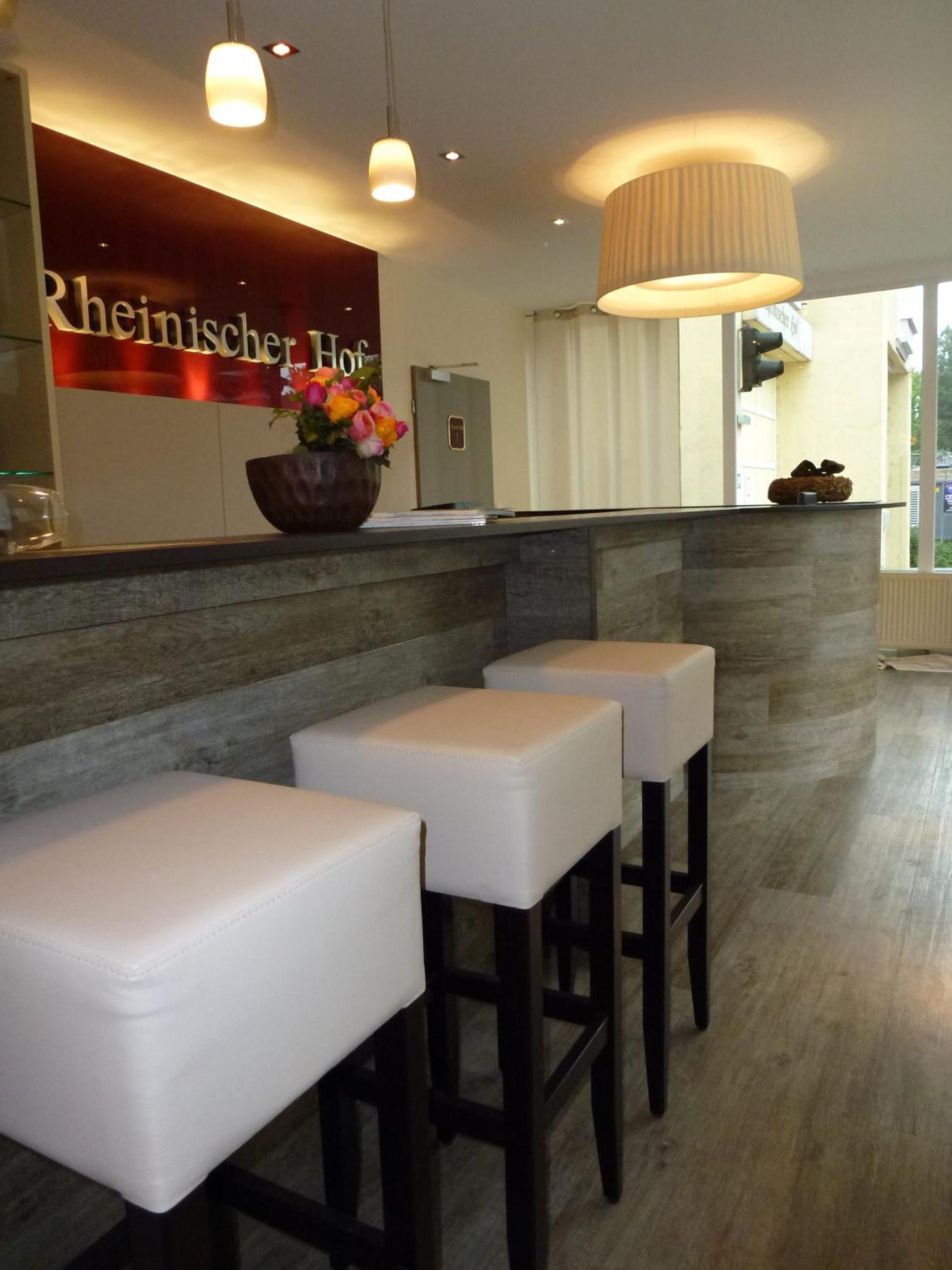Hotel Rheinischer Hof Bad Soden Бад Зоден ам Таунус Екстериор снимка